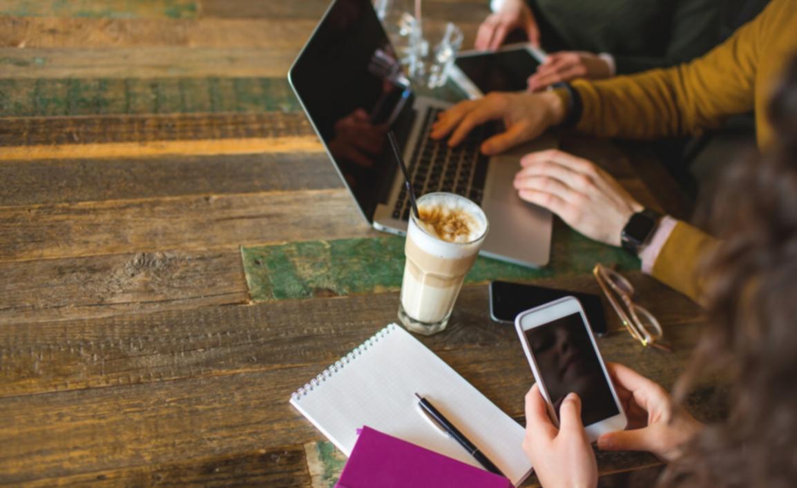 Session de webinaire interactif avec participants actifs