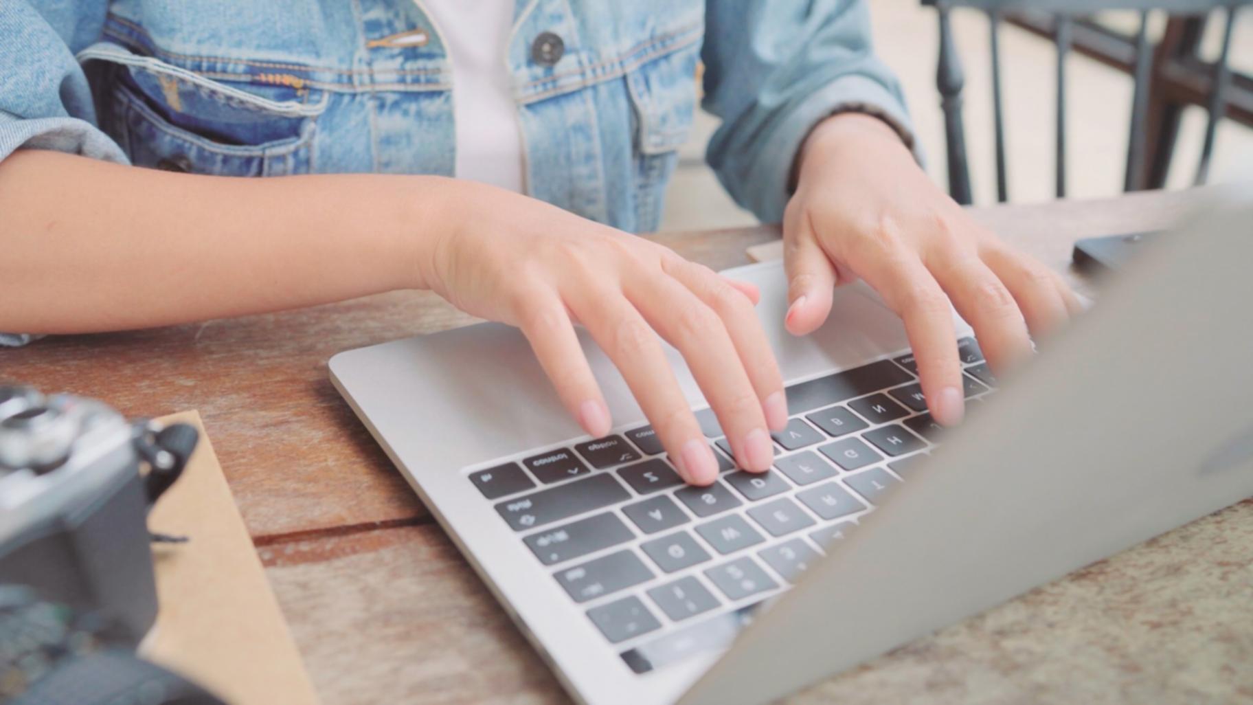 Environnement d'apprentissage en ligne moderne et accessible